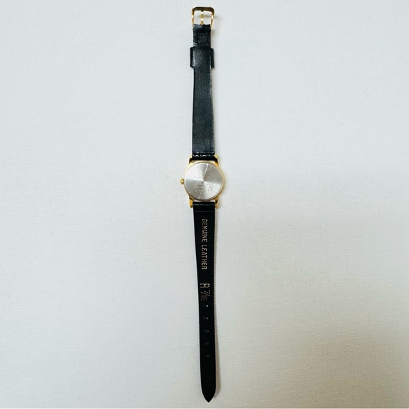 Vintage Seiko Small Face Women's Thin Dress Watch Gold Black Leather 1N00-0F69 - Picture 9 of 12